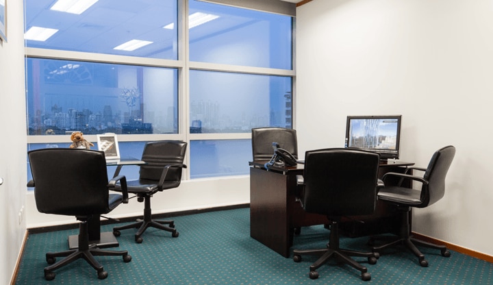 1-silom-road-office-with-view-720x416.png