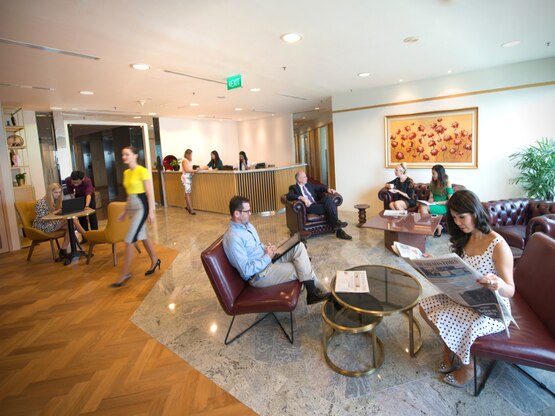 suntec-singapore-coworking-reception-555x416.png