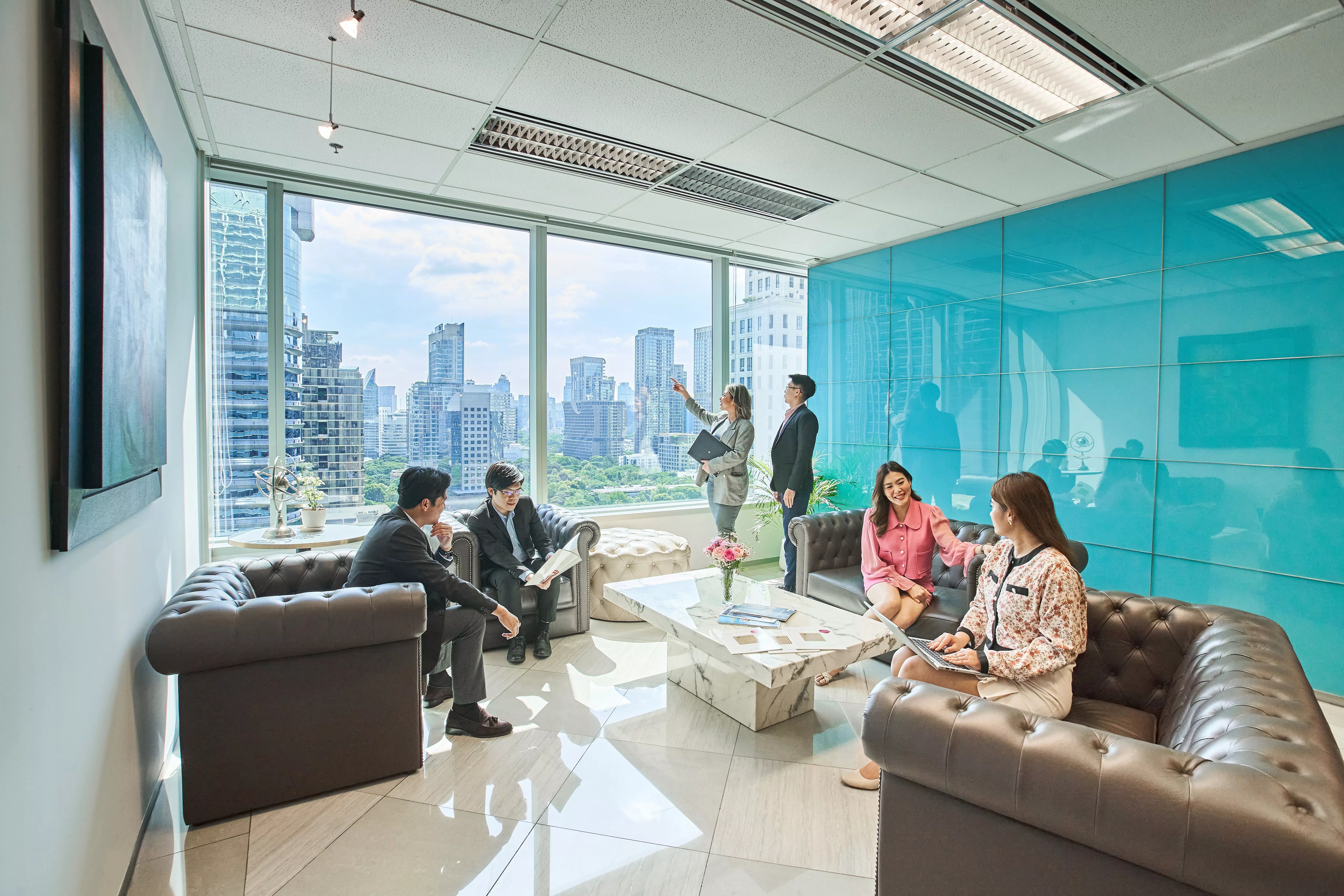 Serviced Office, Park Ventures Ecoplex, Bangkok, Thailand, Coworking Lounge Area With view